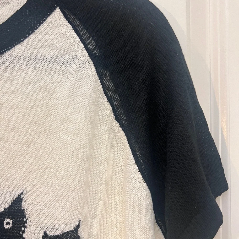 Black and White Cat Graphic Tee - Pet Cat Design